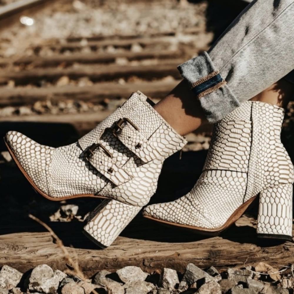 FreeBird Joey White Snake Booties  size 6